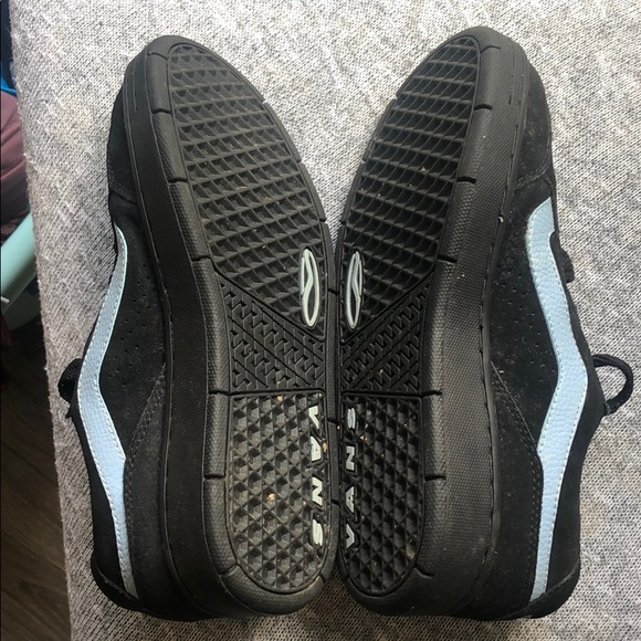 Shoes - Picture 2 of 2